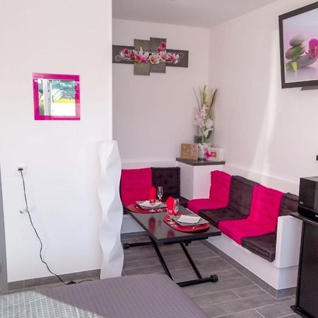 Appartement Elegant Avec Piscine Privee A Plan D'Aups Sainte Baume 55 M² Exterior foto
